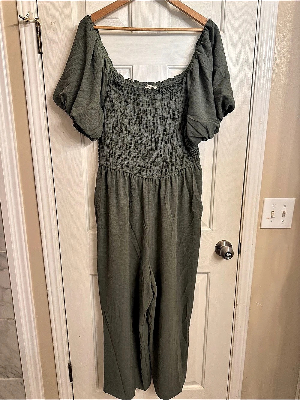 Inspired Hearts Green Smocked Jumpsuit Size 2X